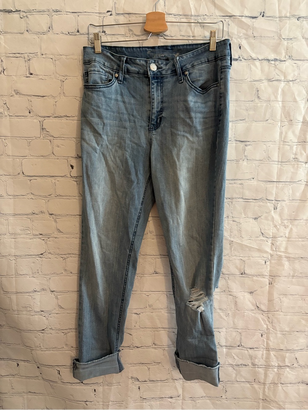 Seven7 jeans straight leg roll cuff distressed high rise light was jeans size 12